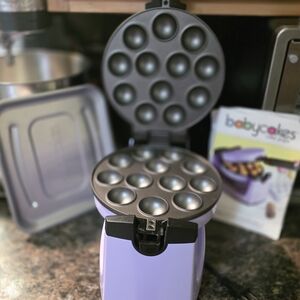 Babycakes Electric Flip Over Cake Pop Maker, Cake Pop Baker, Rare, Discontinued.